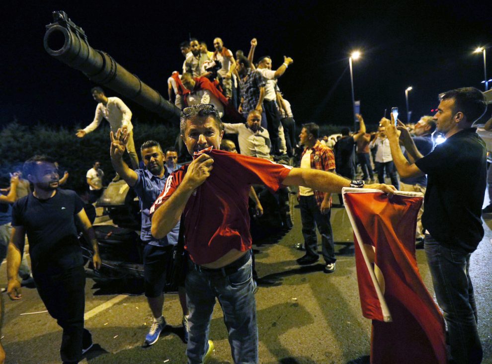 15 temmuz darbe ile ilgili görsel sonucu