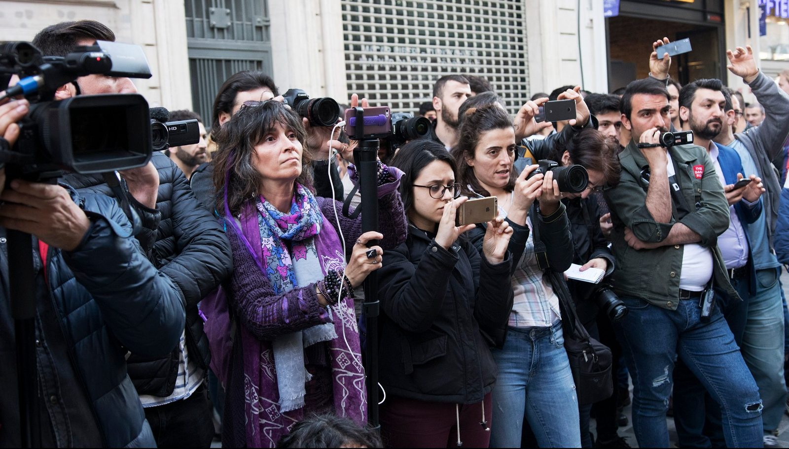 Gazeteci tarzı Gazeteci tarzı