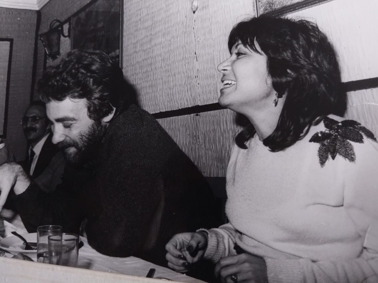 Yazgülü Aldoğan, Murat Çelikkan köşede Mustafa Sönmez